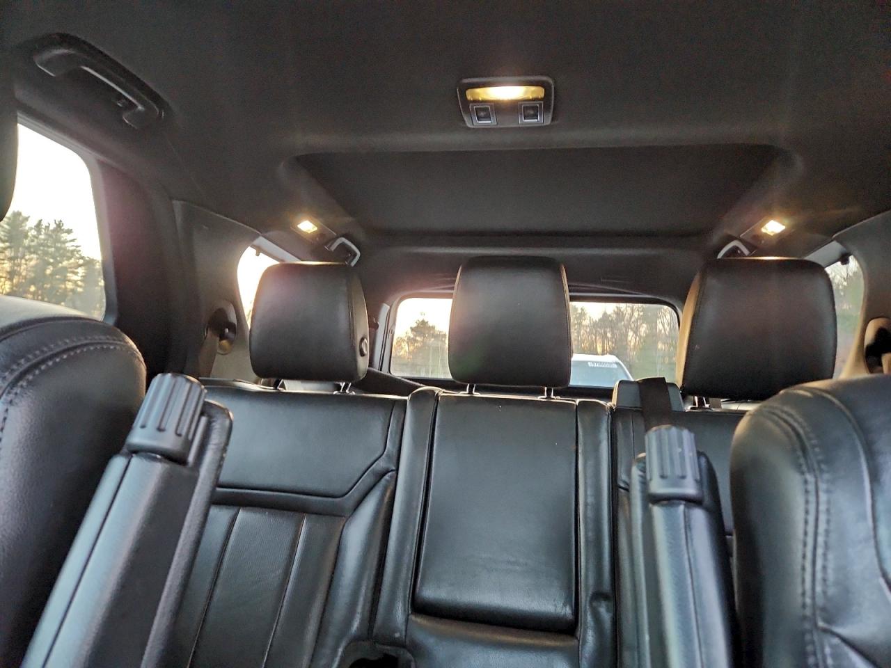 Land Rover Discovery Se Image 4