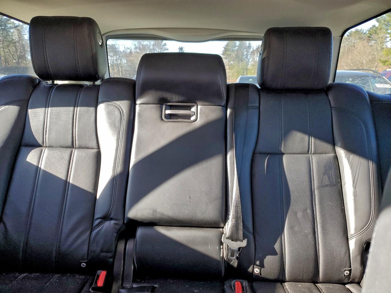 Land Rover Range Rover Supercharged Image 8