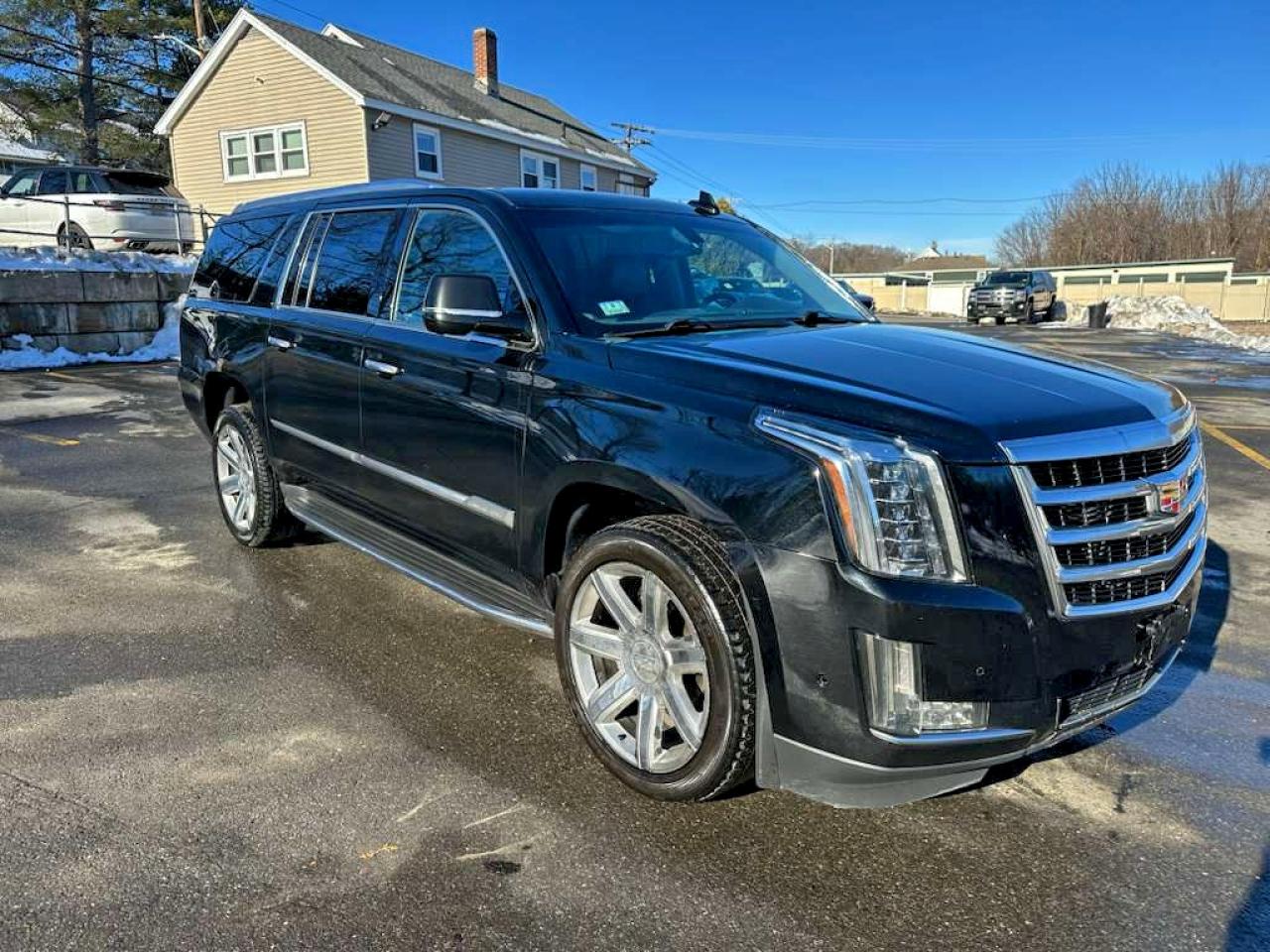 Cadillac Escalade Esv Image 3