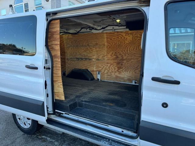 Ford Transit T-250 Image 2