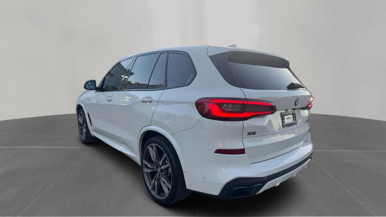 BMW X Series M50i Image 5