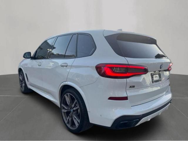 BMW X Series M50i Image 5