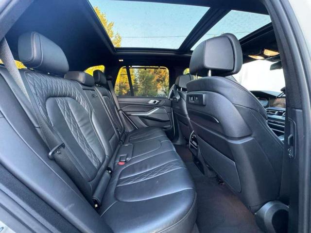 BMW X Series M50i Image 7