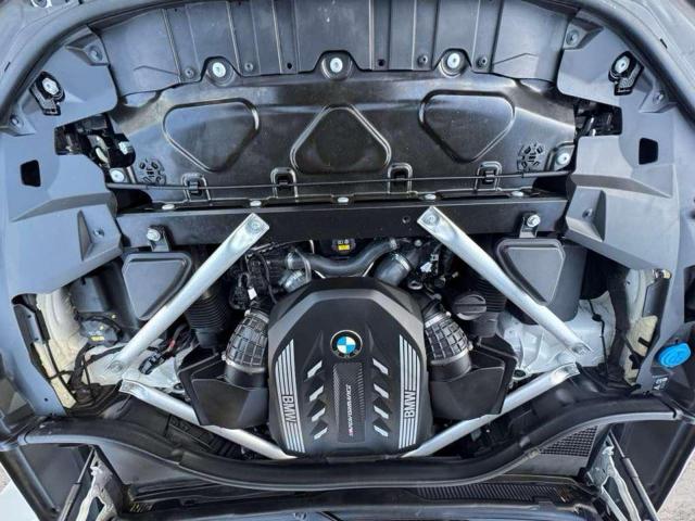 BMW X Series M50i Image 6