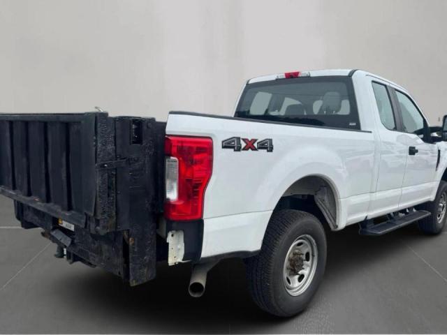 Ford F-250 Super Duty Image 2