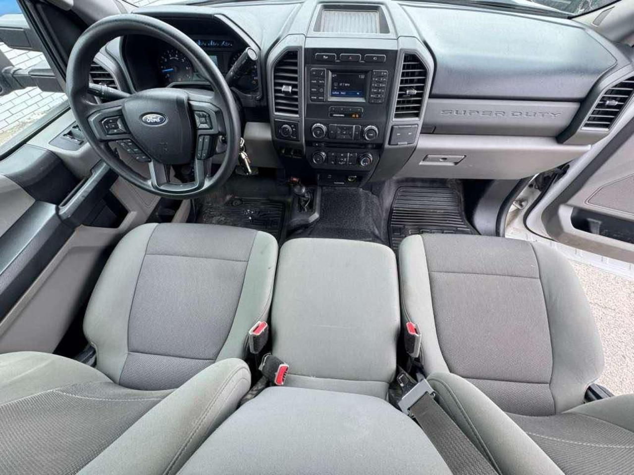 Ford F-250 Super Duty Image 4