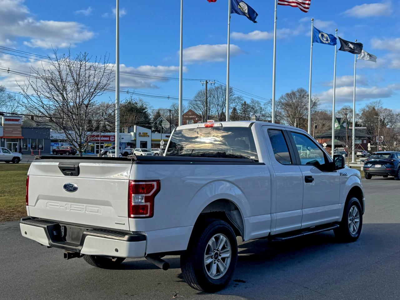 Ford F-150 Super Cab Image 6