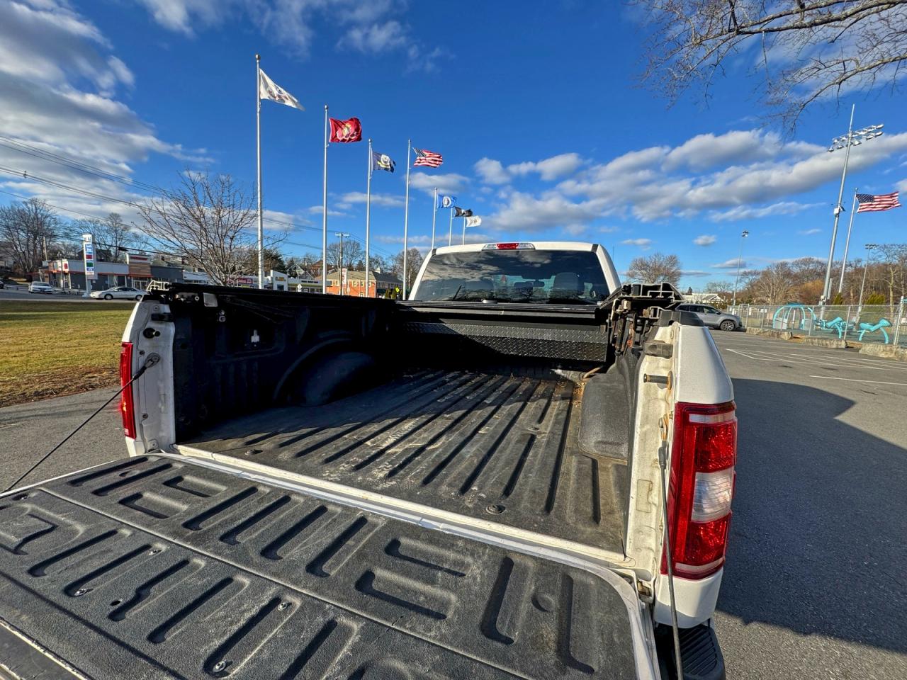 Ford F-150 Super Cab Image 12