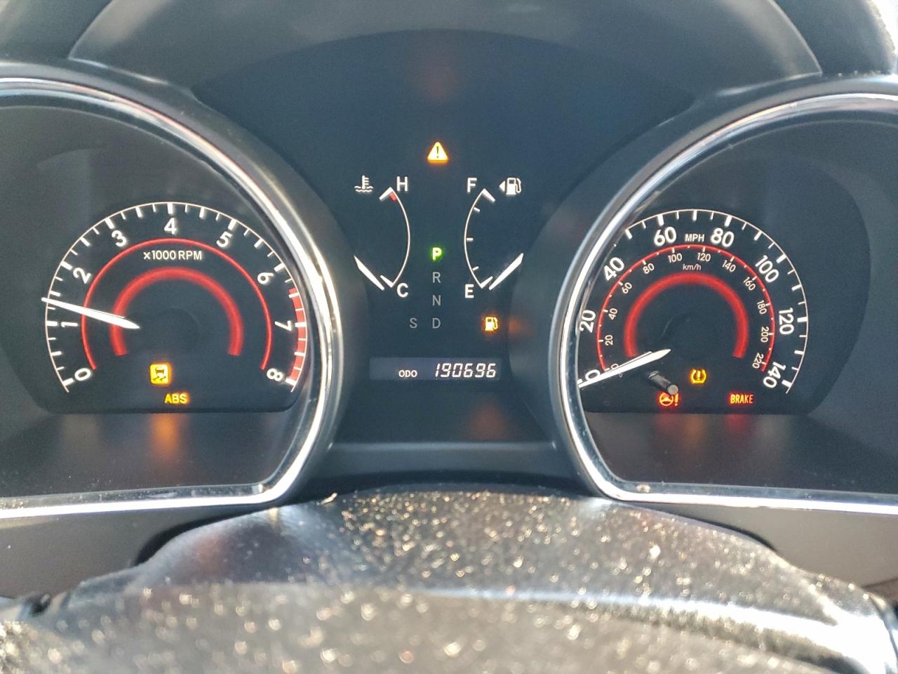 Toyota Highlander Base Image 6