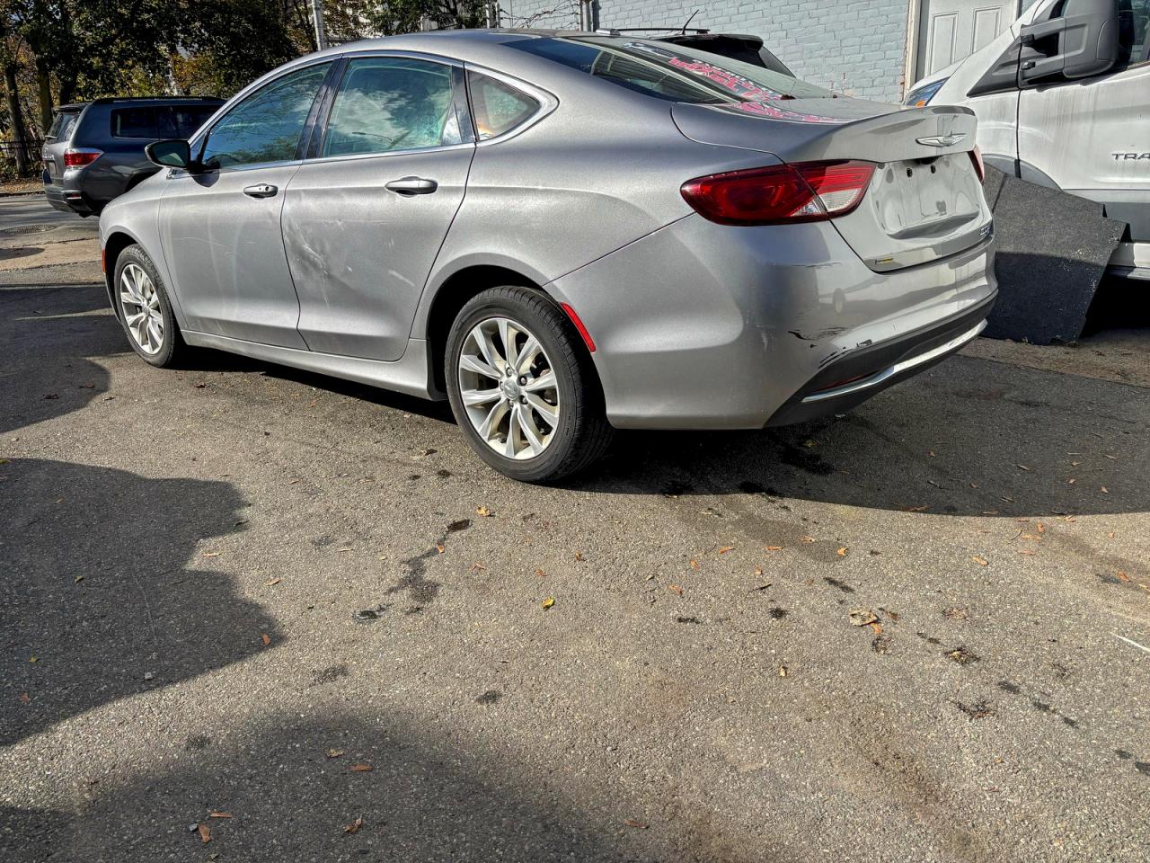 Chrysler 200 C Image 3