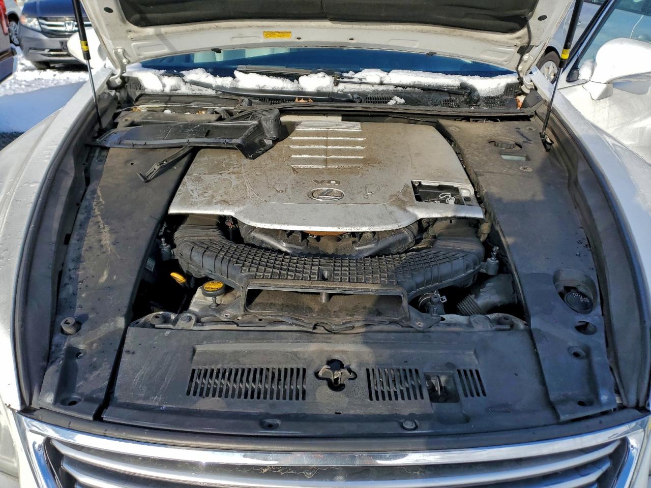 Lexus LS 460 Image 11