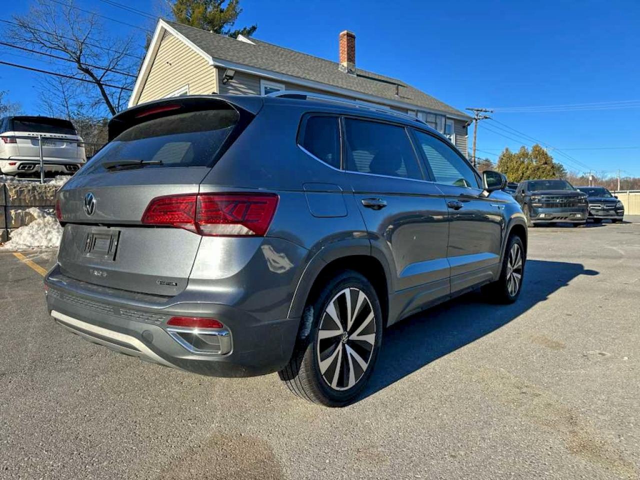 Volkswagen Taos Se Image 6