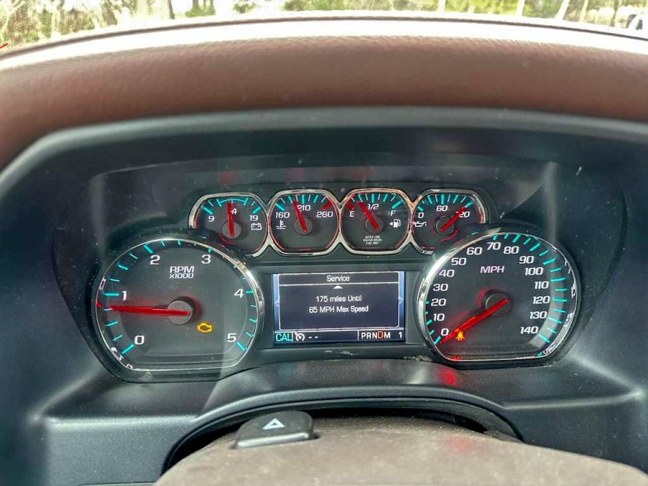 Chevrolet Silverado K2500 High Country Image 7