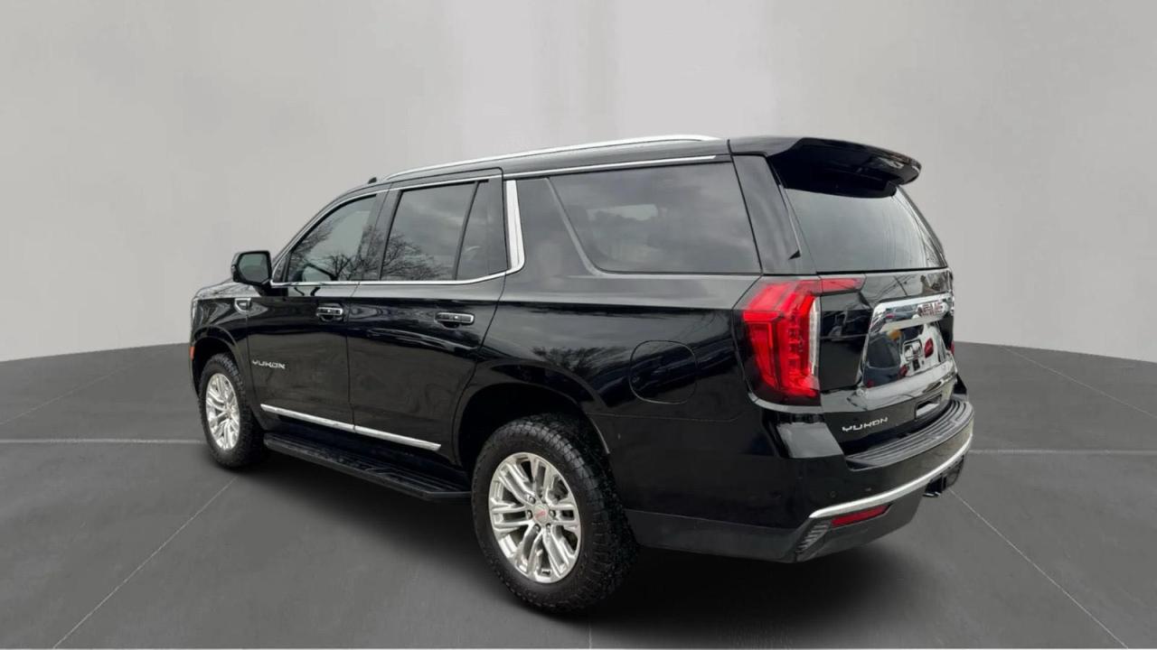 GMC Yukon Slt Image 2