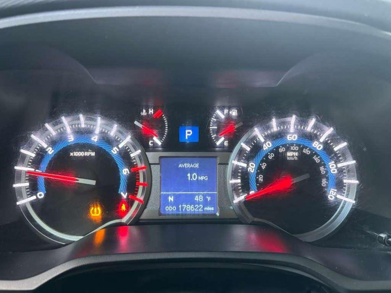 Toyota 4Runner Sr5/sr5 Premium Image 4