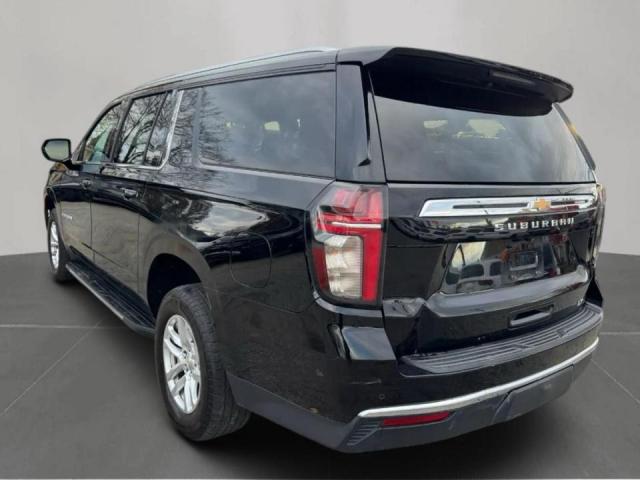 Chevrolet Suburban K1500 Lt Image 7