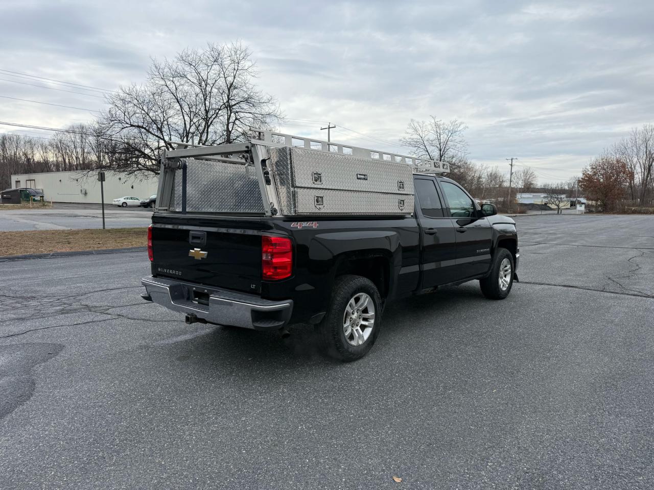 Chevrolet Silverado K1500 Lt Image 9
