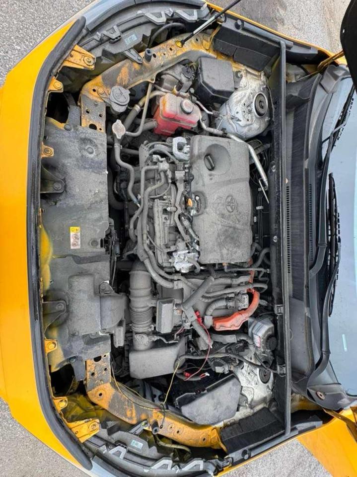 Toyota RAV4 Le Image 3