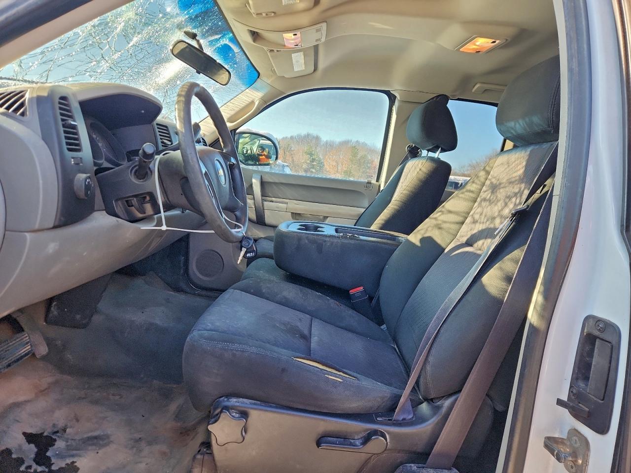 Chevrolet Silverado C1500 Image 5