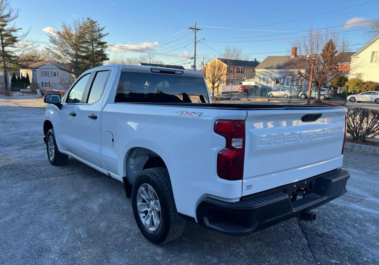 Chevrolet Silverado K1500 Image 5