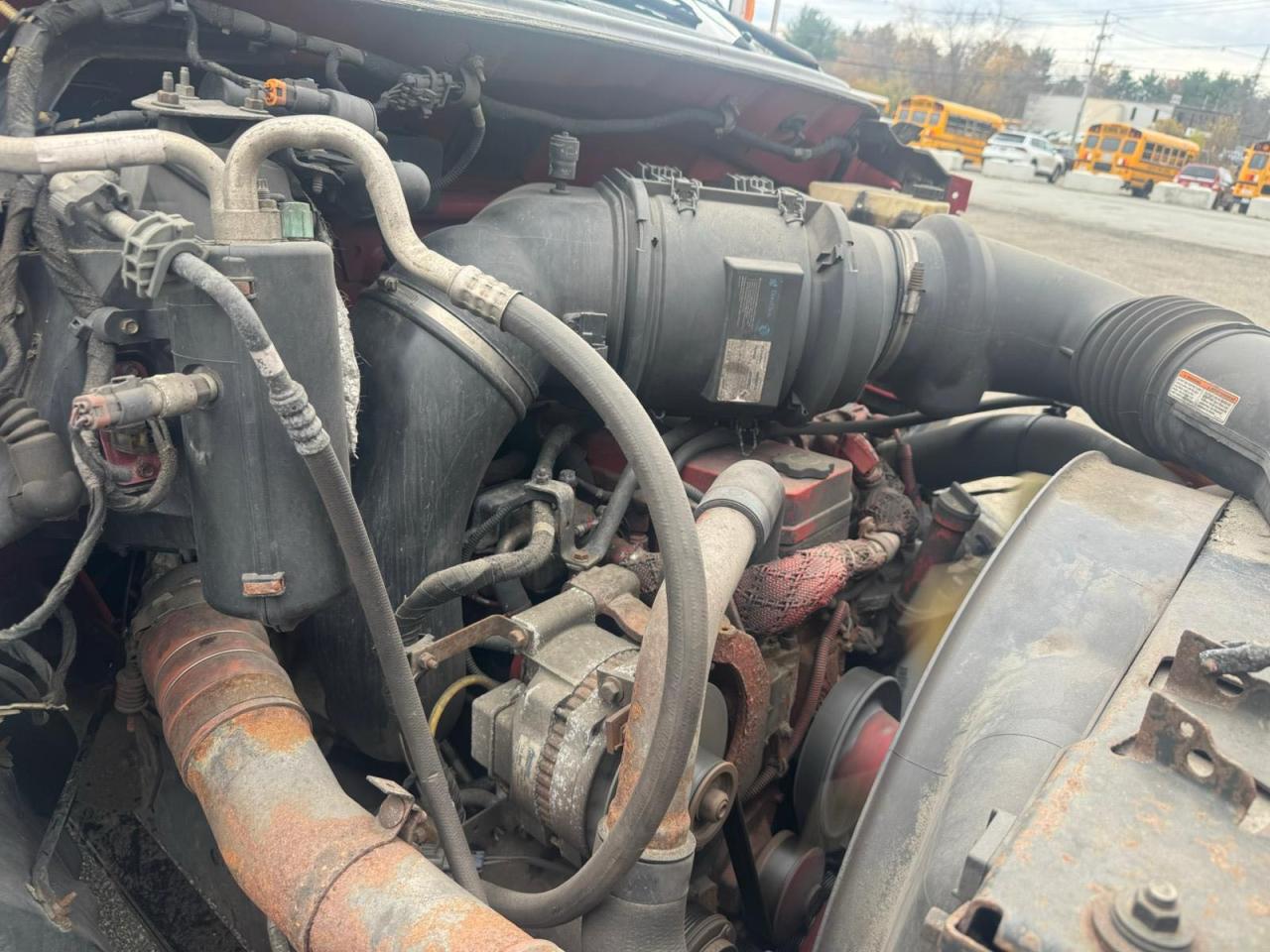 Ford F-650 Super Duty Image 5