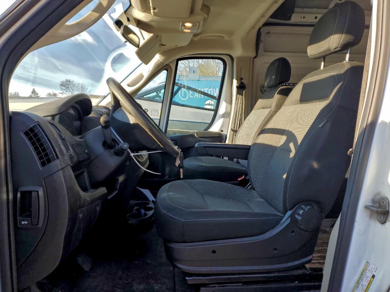 Ram Promaster 2500 High Image 8