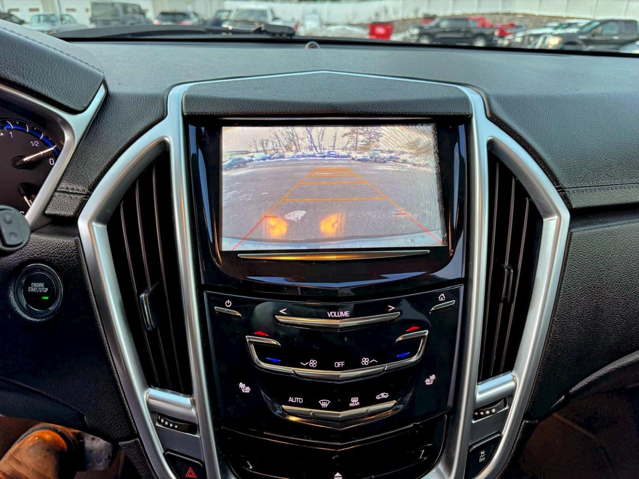 Cadillac SRX Luxury Collection Image 10