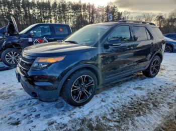  Salvage Ford Explorer