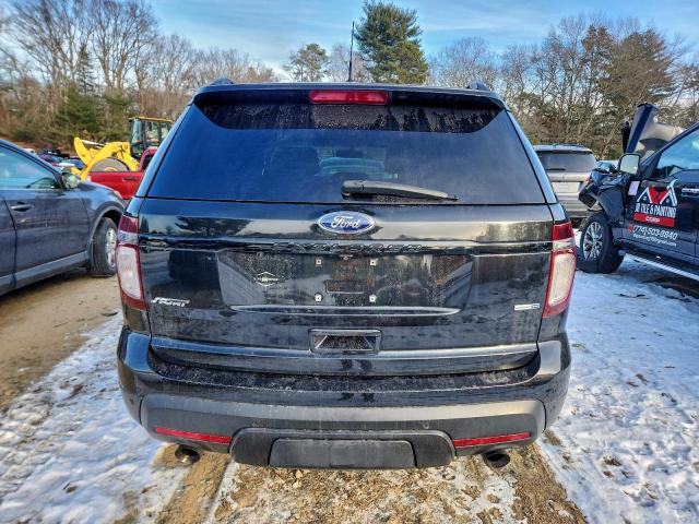 Ford Explorer Sport Image 8