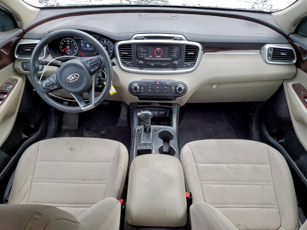 Kia Sorento Lx Image 11