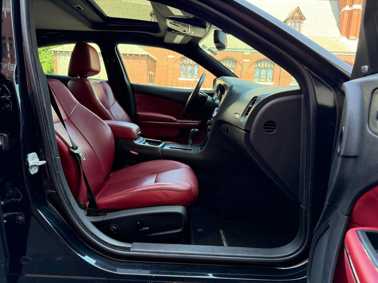 Dodge Charger R/t Image 4