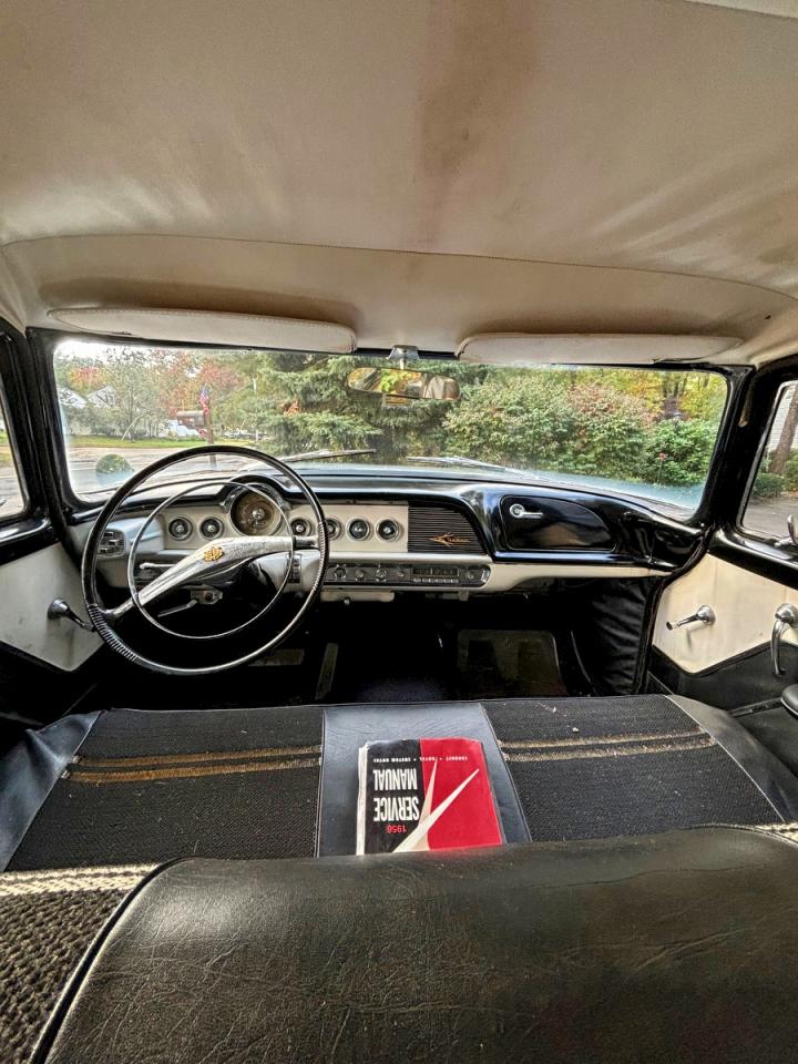 Dodge Royal Image 12