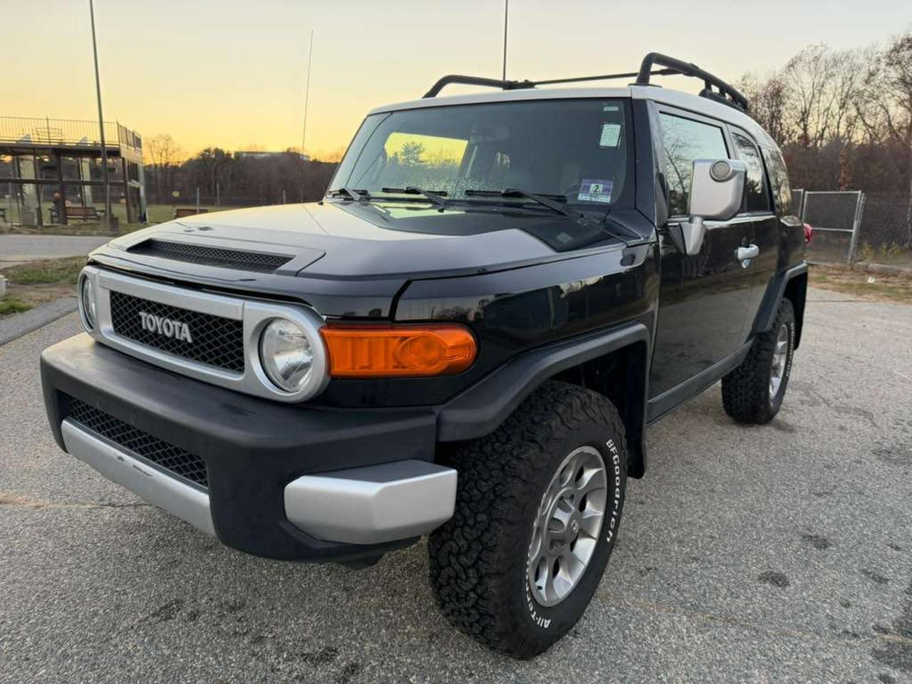 Toyota FJ Cruiser Image 1