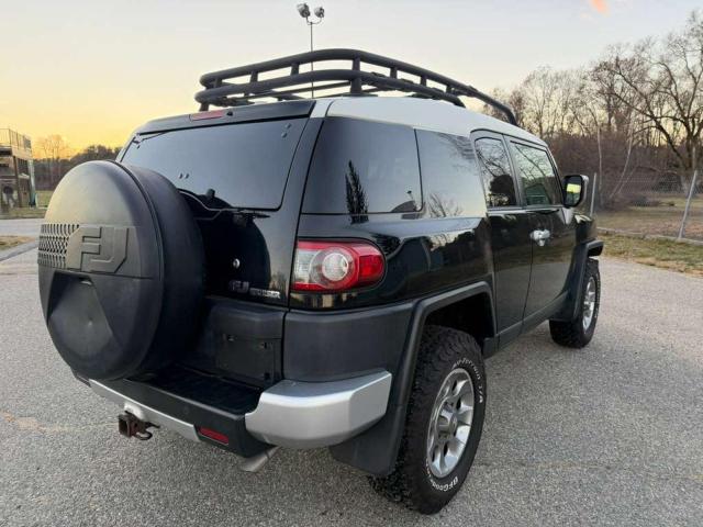 Toyota FJ Cruiser Image 7