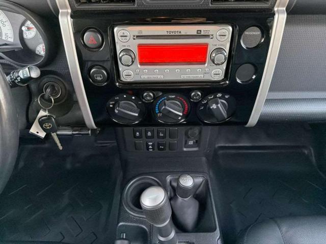 Toyota FJ Cruiser Image 5