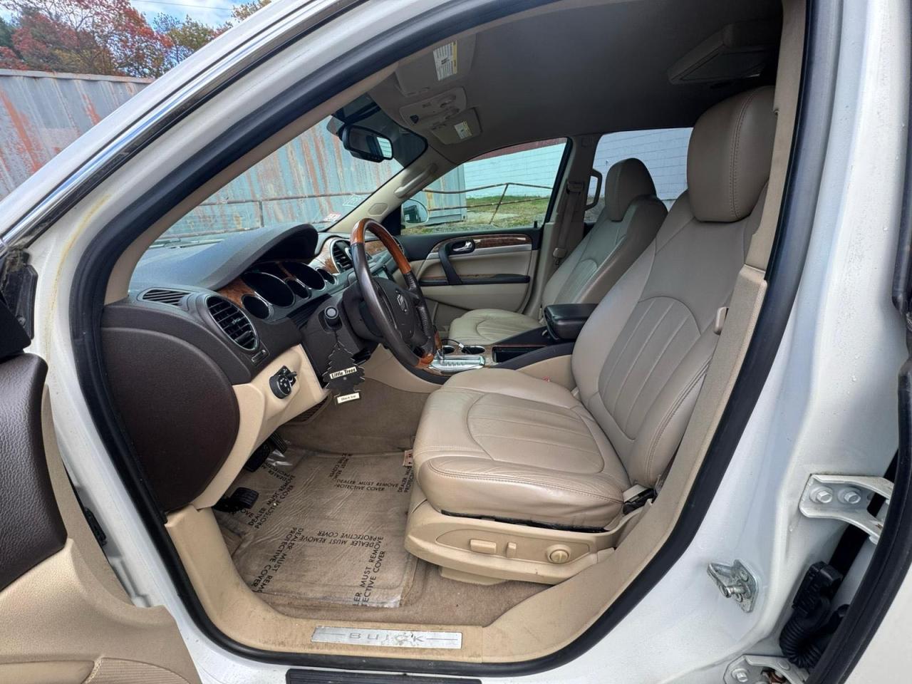 Buick Enclave Image 3