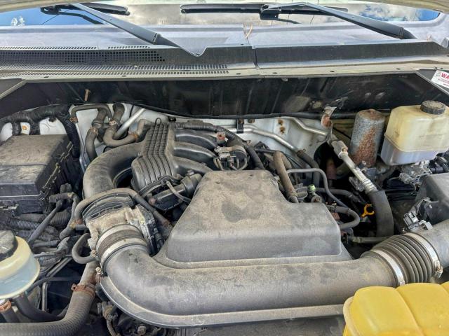 Nissan Nv 1500 Image 8