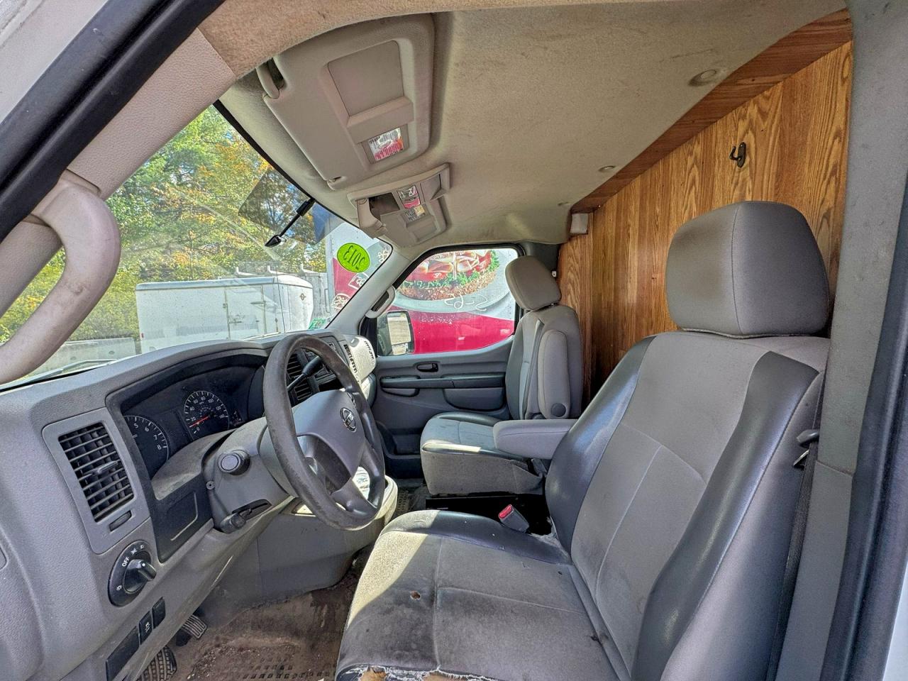 Nissan Nv 1500 Image 3