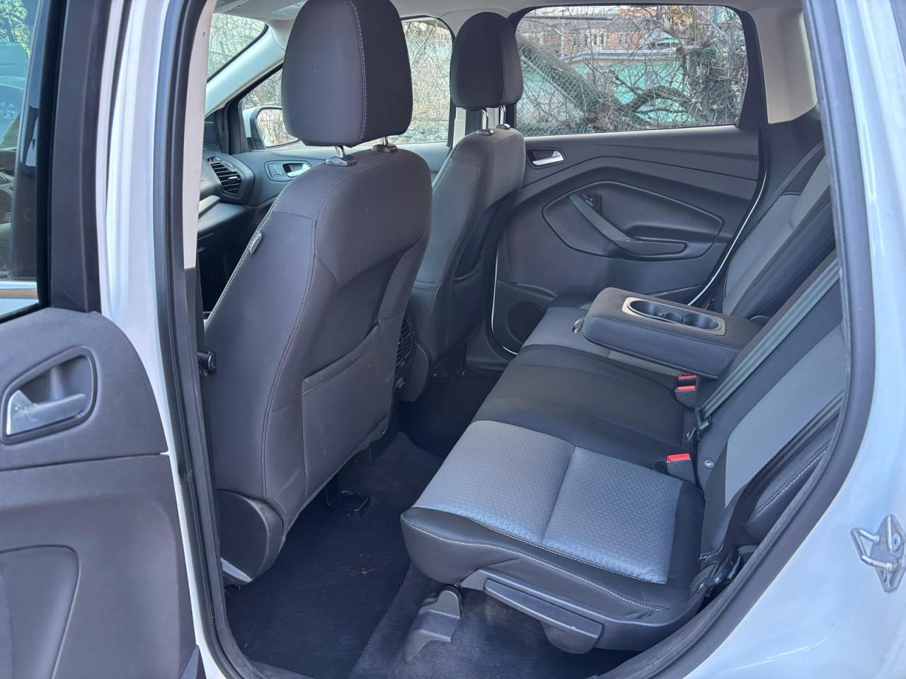 Ford Escape Se Image 10