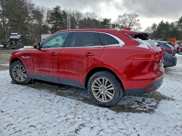 Jaguar F-PACE Prestige Image 2
