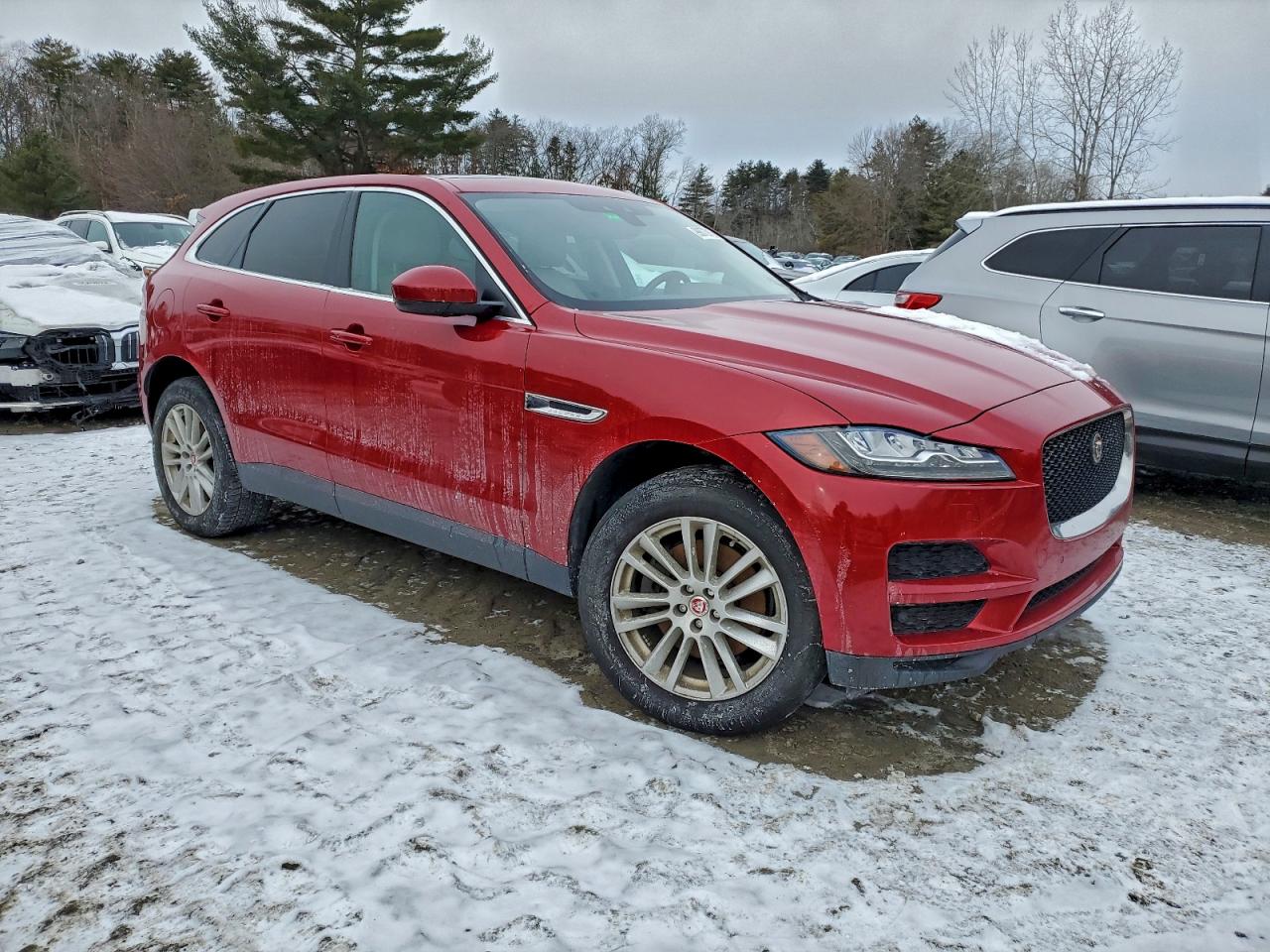 Jaguar F-PACE Prestige Image 4