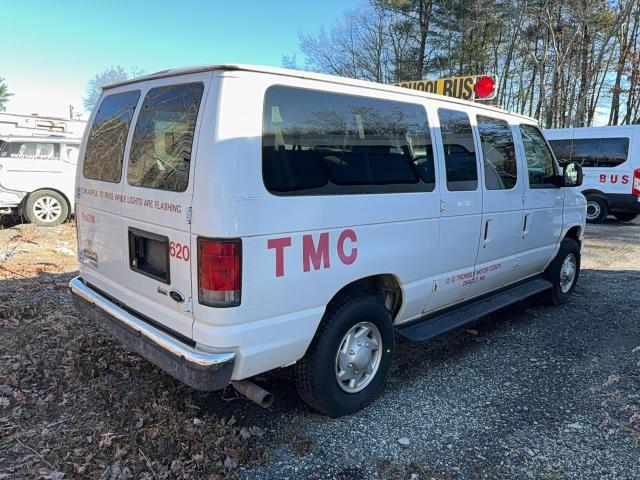 Ford Econoline E350 Super Duty Wagon Image 5