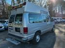 Ford Econoline E250 Van Image 6