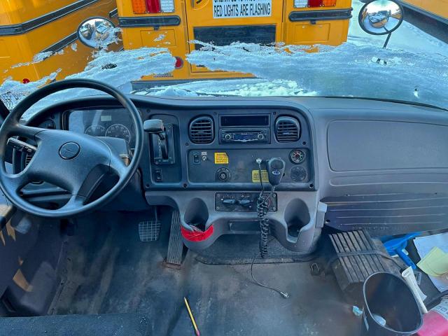 Freightliner Chassis B2 B2b Image 3