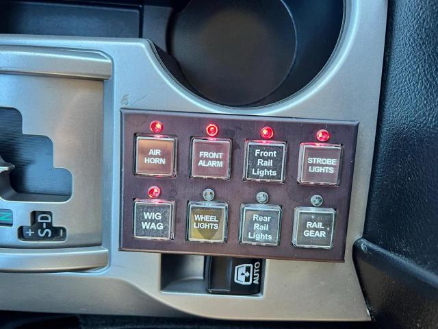 Toyota 4Runner Sr5 Image 2