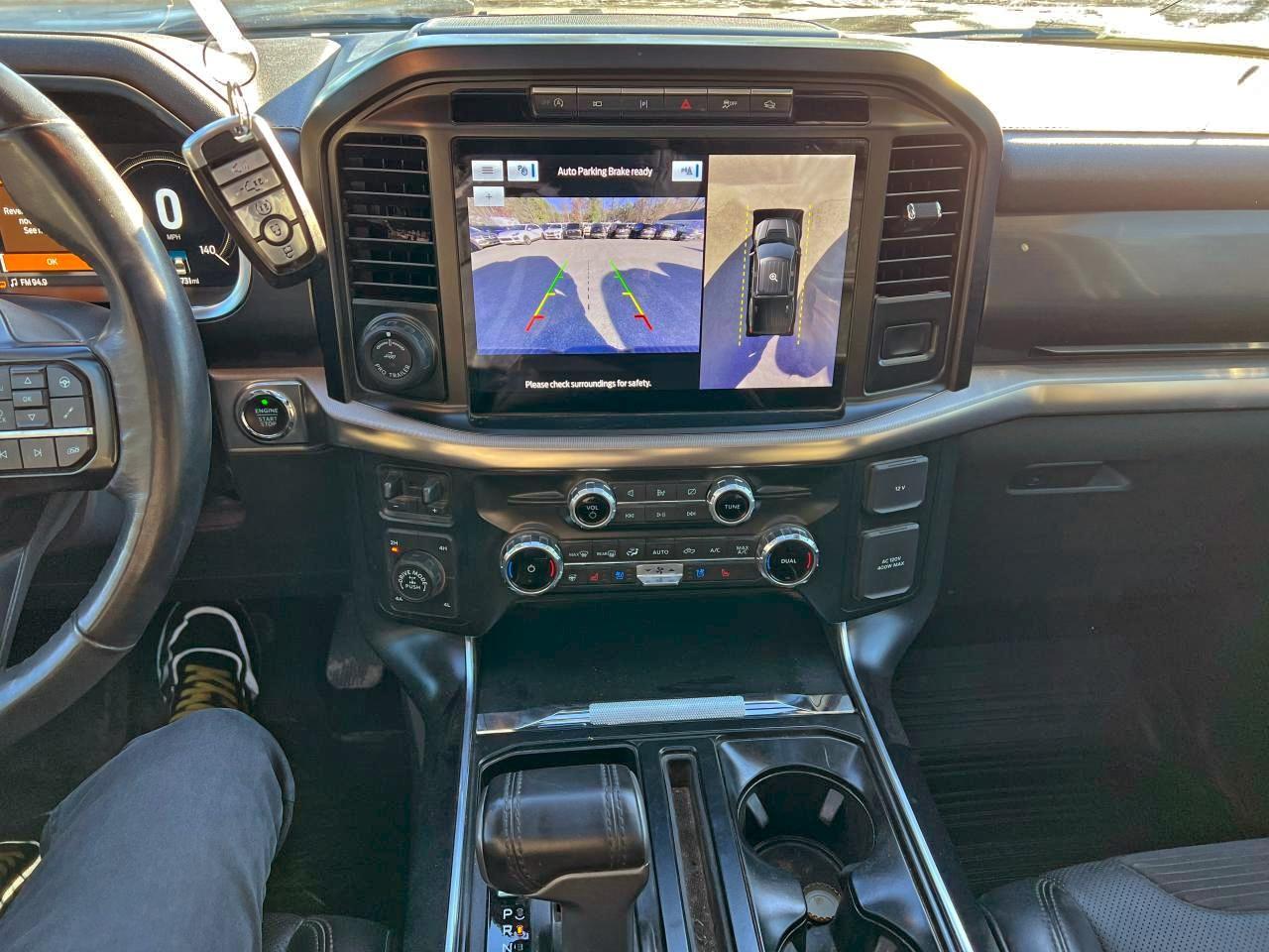 Ford F-150 Raptor Image 2