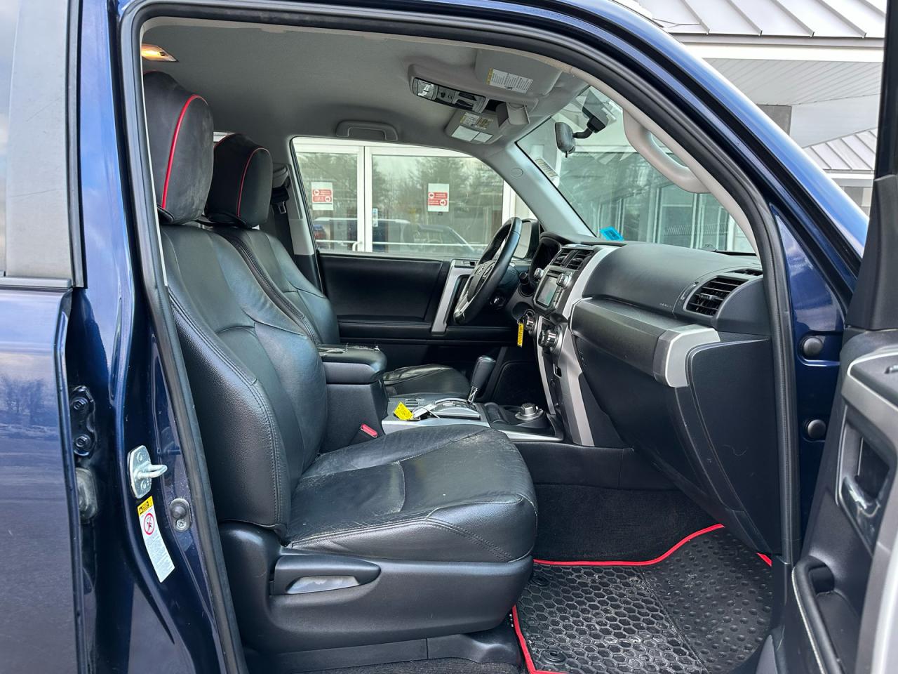 Toyota 4Runner Sr5 Image 6