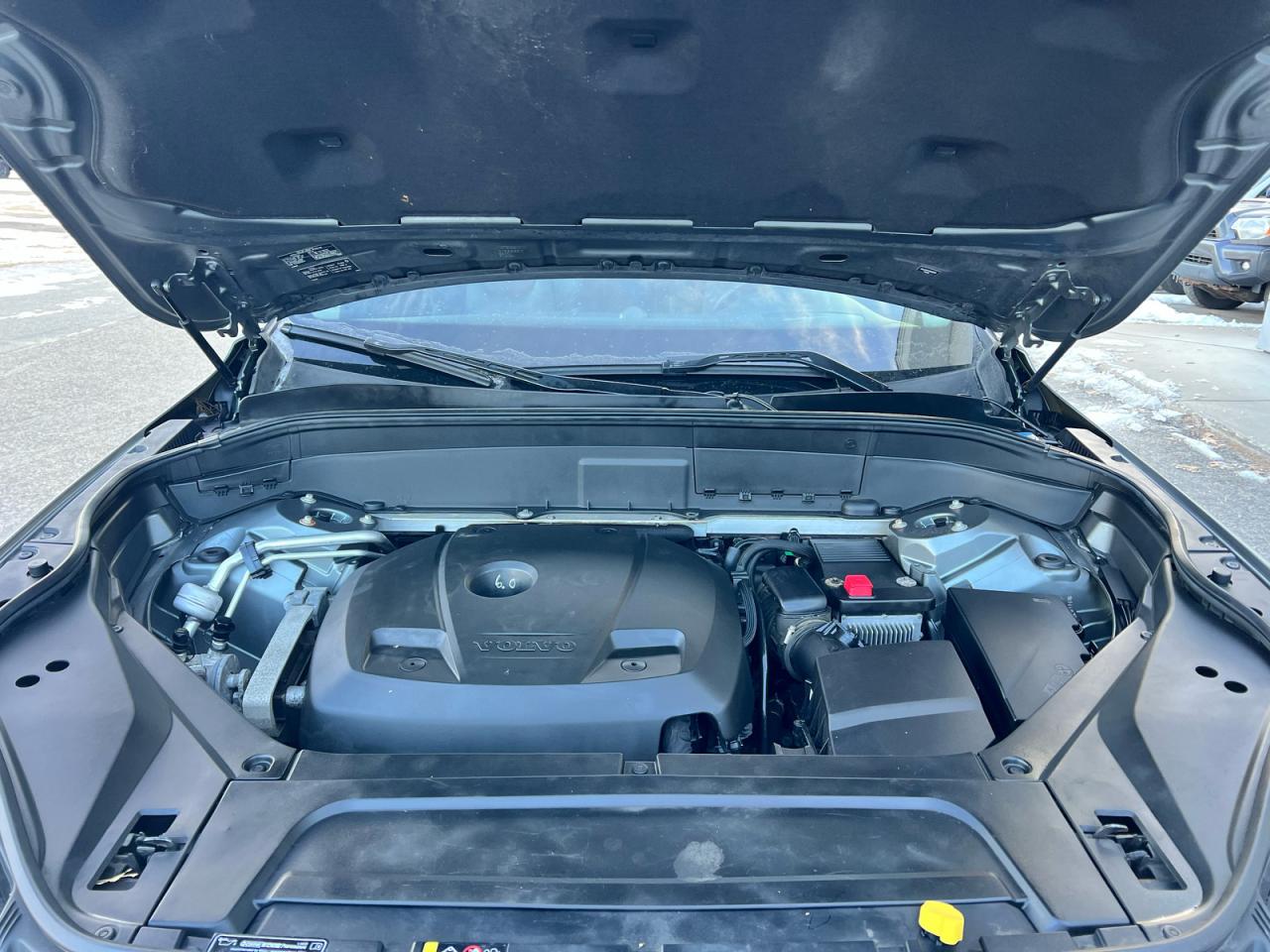 Volvo XC90 T6 Image 4