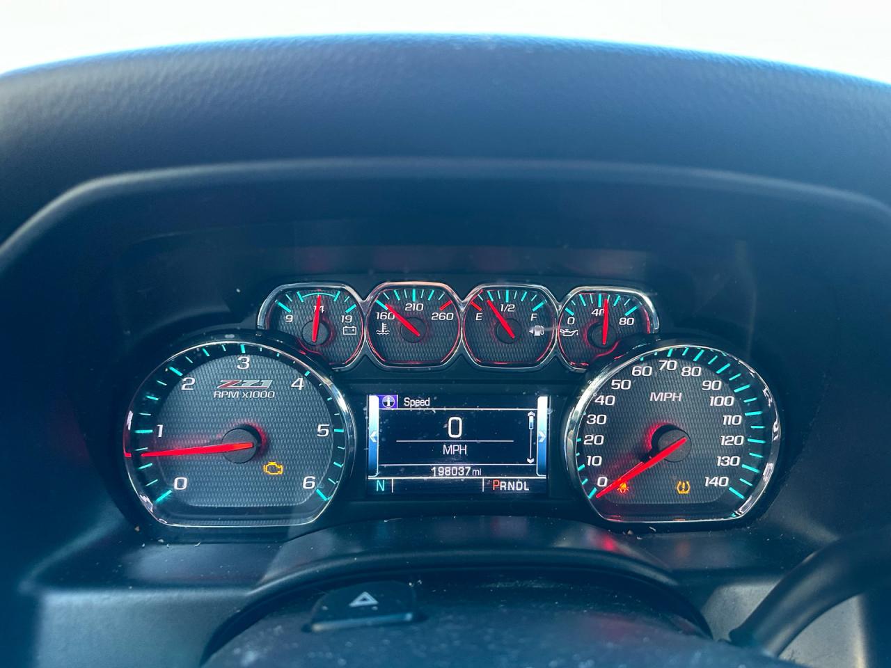 Chevrolet Silverado K1500 Lt Image 3