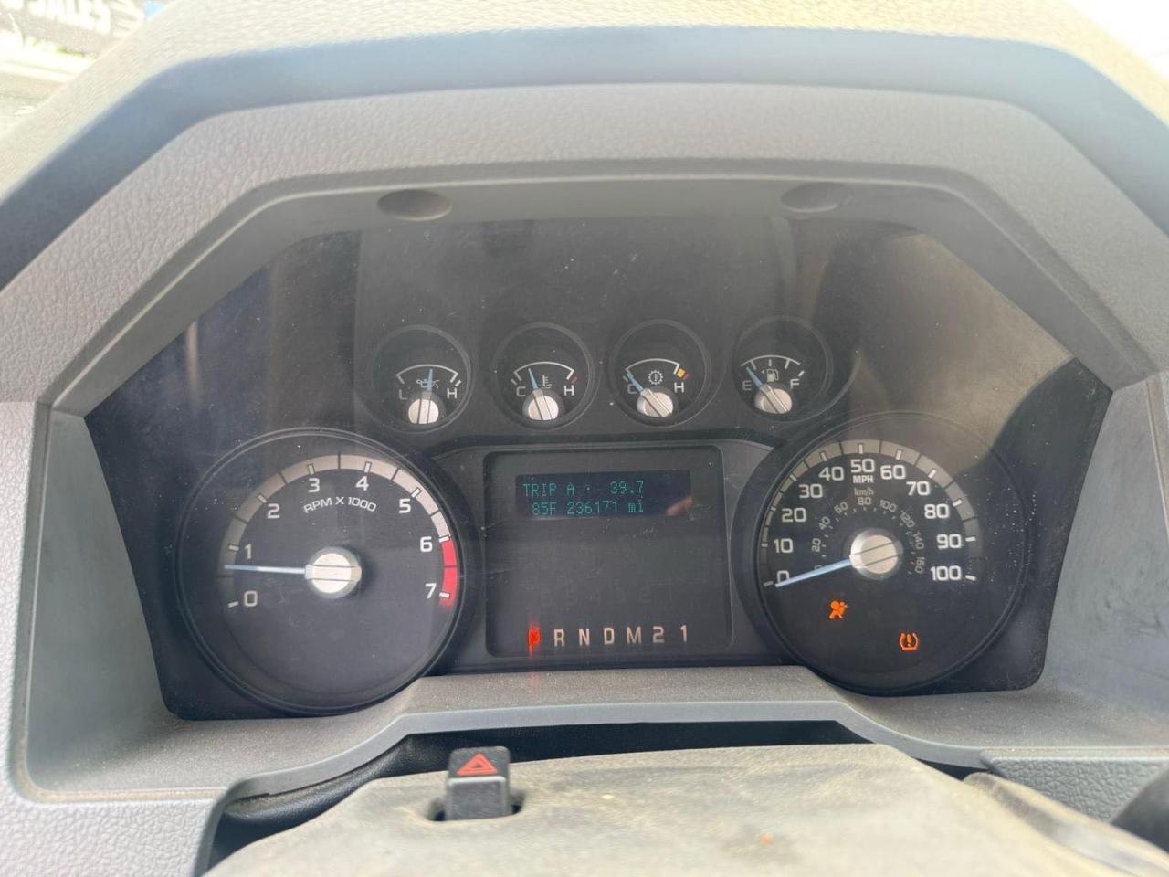 Ford F-350 Super Duty Image 5